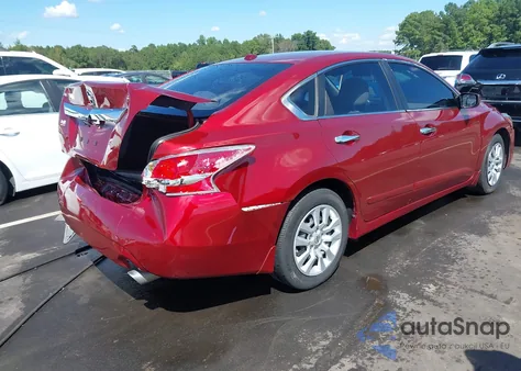2015 Nissan Altima 2.5 S z USA, uszkodzony, nr VIN 1N4AL3APXFC281472